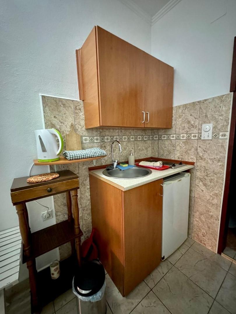 Отель Casa Family Улцинь Экстерьер фото
